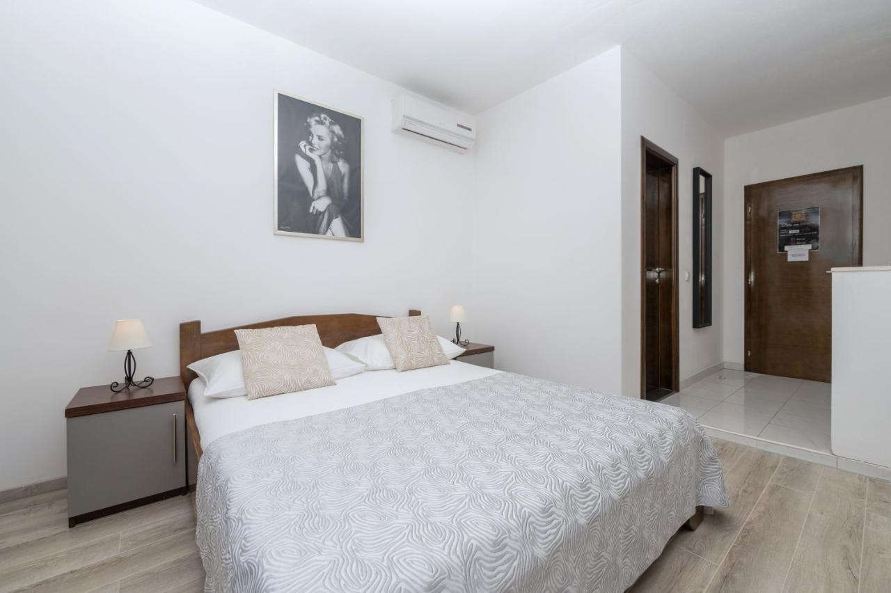 Bilin San Lägenhet Baška Voda Exteriör bild
