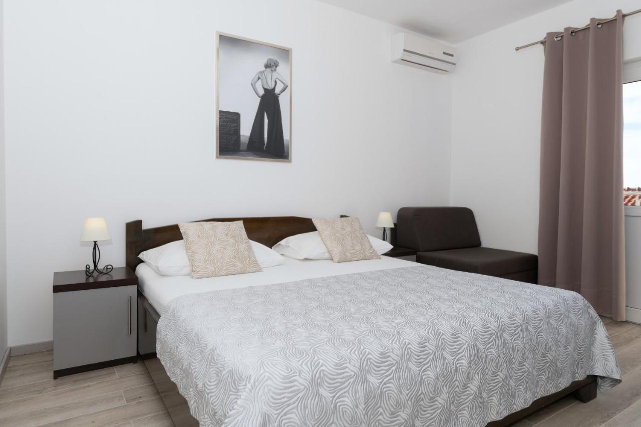 Bilin San Lägenhet Baška Voda Exteriör bild