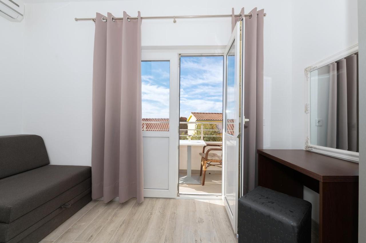 Bilin San Lägenhet Baška Voda Exteriör bild