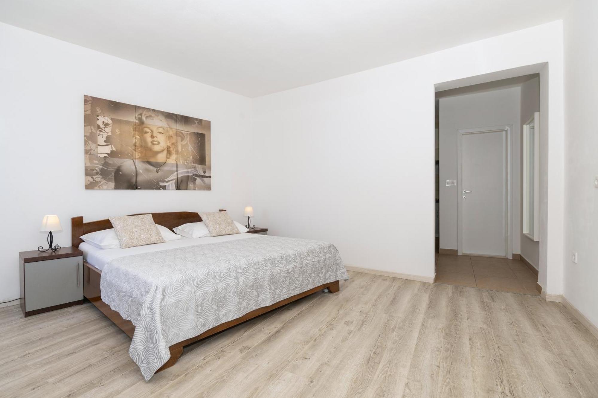 Bilin San Lägenhet Baška Voda Rum bild